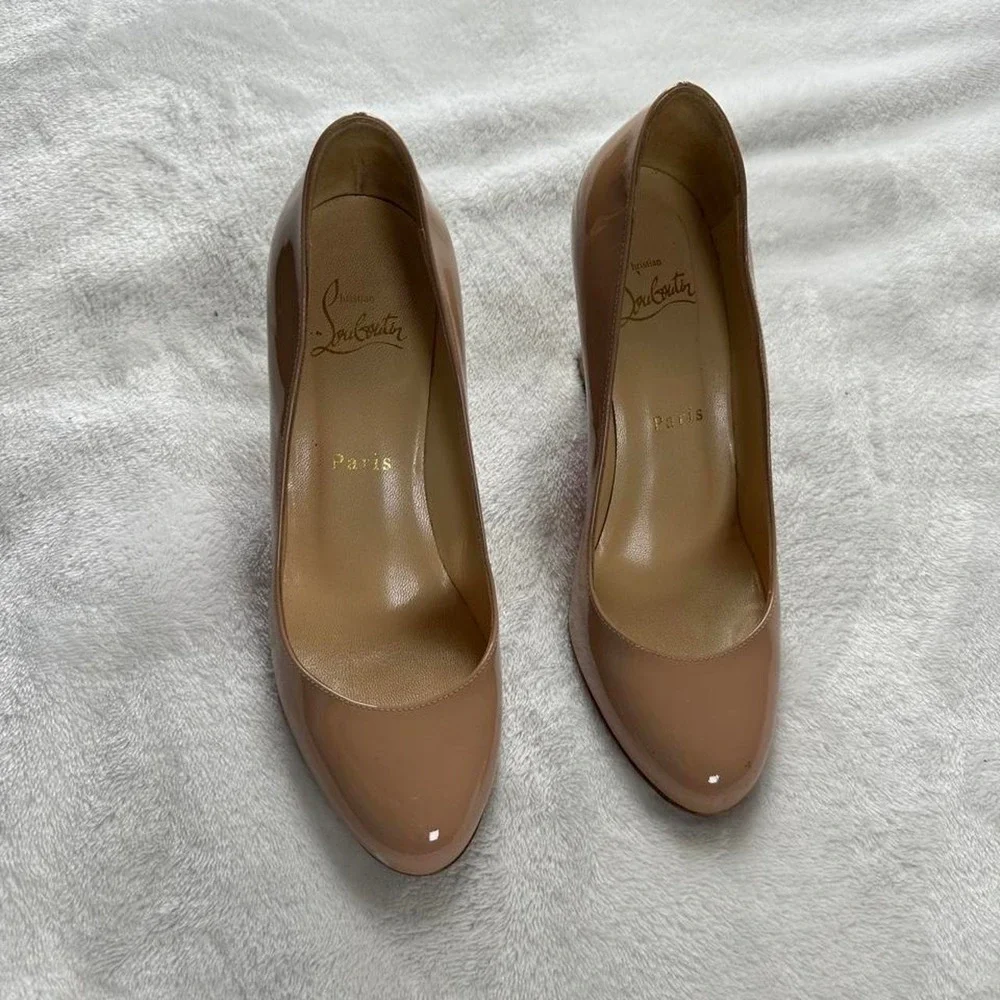 Christian Louboutin glossy nude patent leather block heel pumps y2k euro
